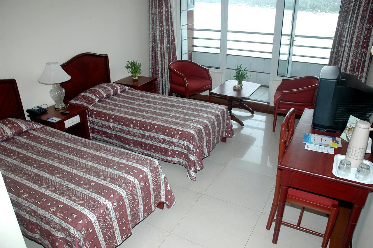 Rns Residency Sea View Hotel Mavalli ภายนอก รูปภาพ